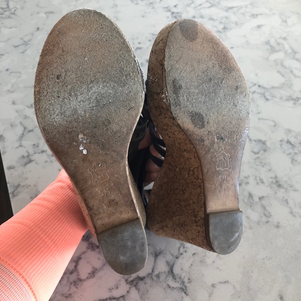 Tory Burch wedge sandals sz 5 - Picture 5 of 5
